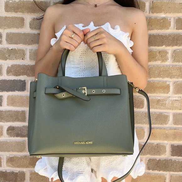 NWT Michael Kors Triple Compartment Large Satchel Crossbody - Picture 2 of 5